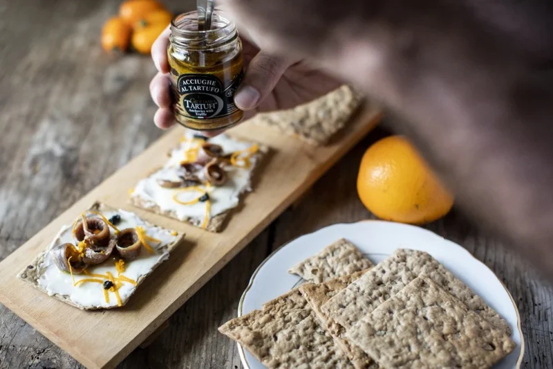 ACCIUGHE AL TARTUFO - immagine 2